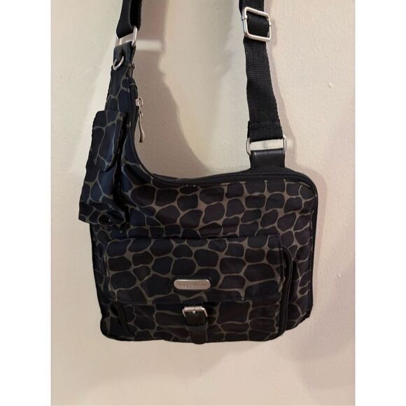 Baggallini Crossbody Purse - Picture 2 of 3